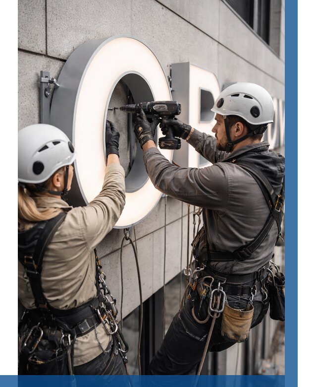 Монтаж световых букв в Сланцах от 3100 р. под ключ ВЫСОТНИК-Слы